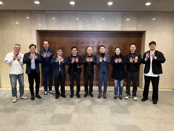 CEO期间